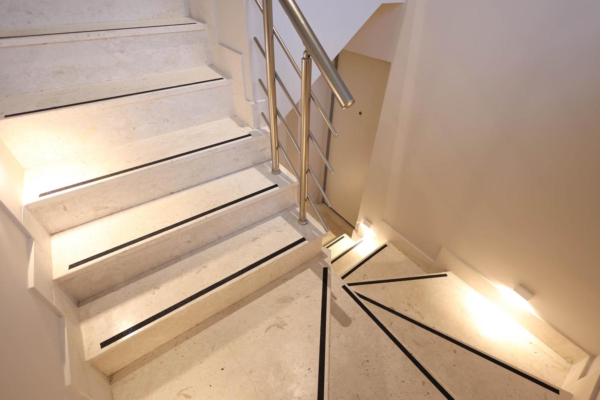 Grandstay Studios Durres Luaran gambar
